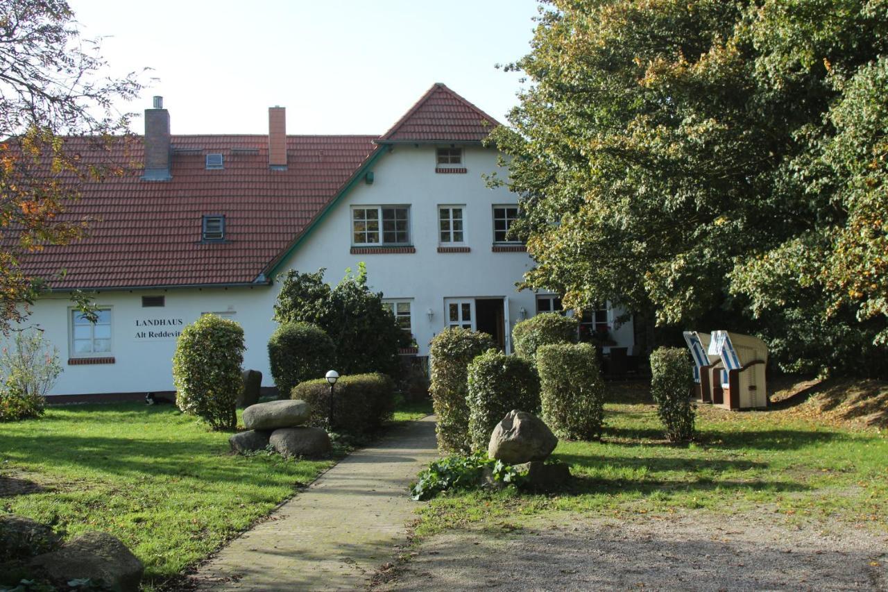 Landhaus Alt Reddevitz Hotel Middelhagen Exterior photo