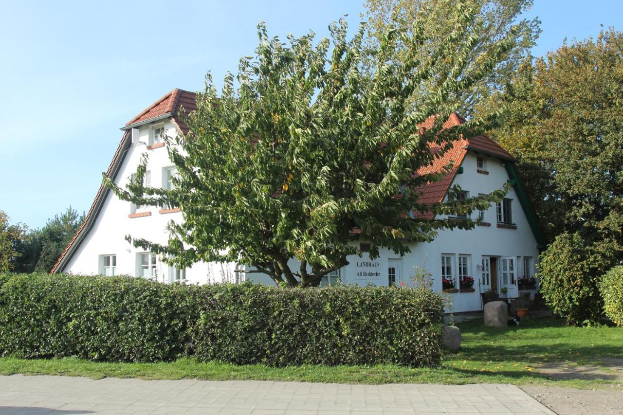 Landhaus Alt Reddevitz Hotel Middelhagen Exterior photo